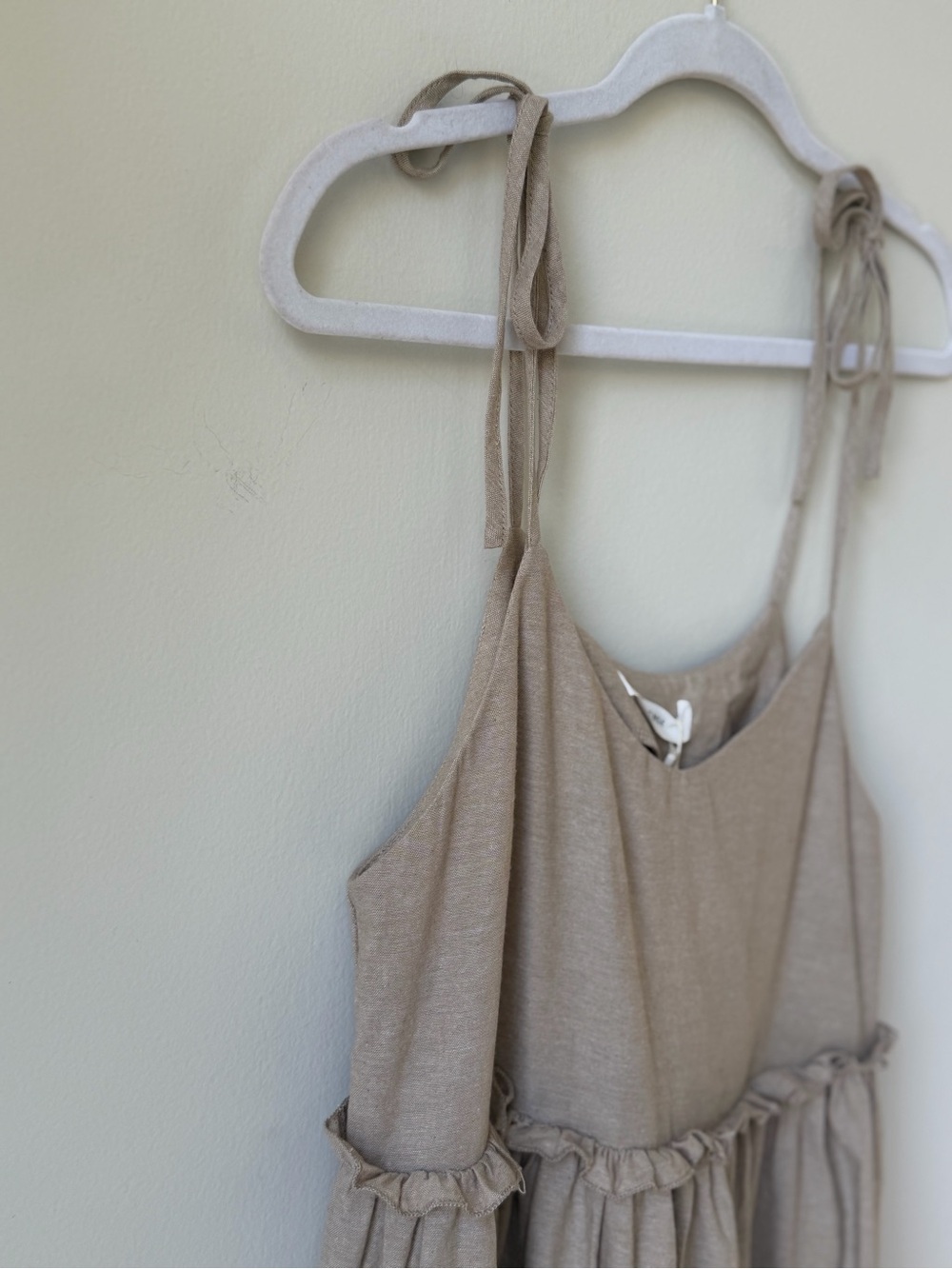 NWT Commense Size Small Cotton Linen Tie-Shoulder Mini Dress in Beige Tan Ruffle - Picture 7 of 15